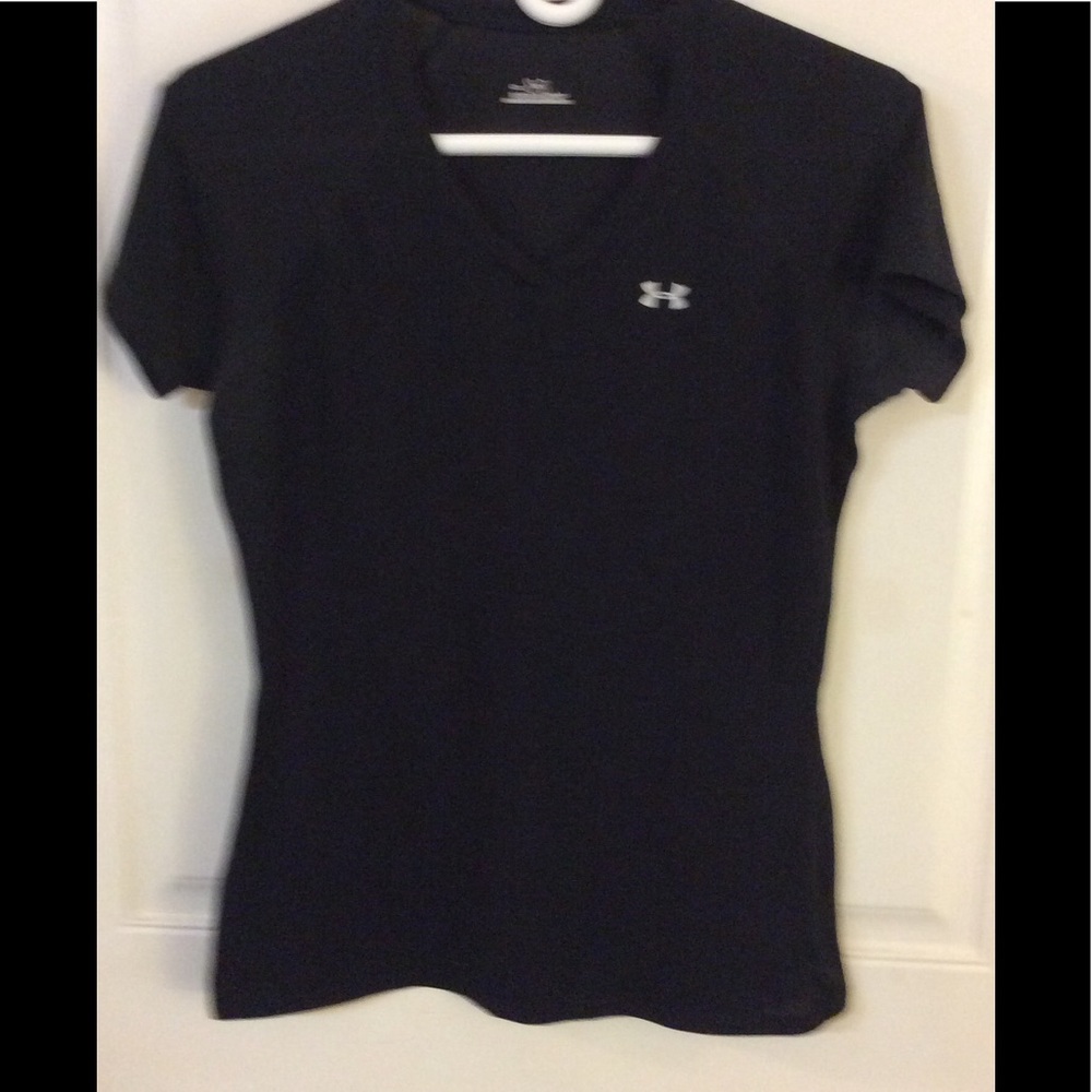 ❤️ Black Under Armour Shirt ❤️