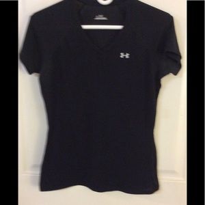 ❤️ Black Under Armour Shirt ❤️