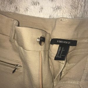 Size small Khaki jeggings!