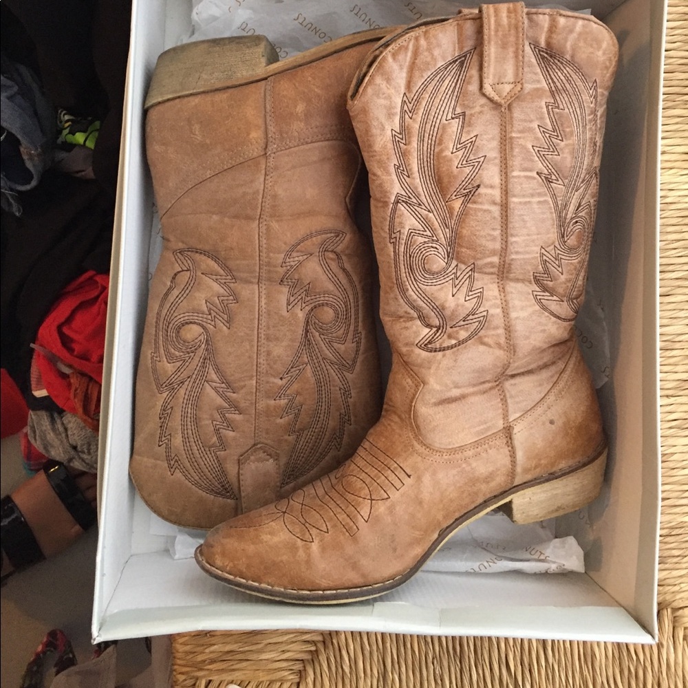 Cow girl boots!
