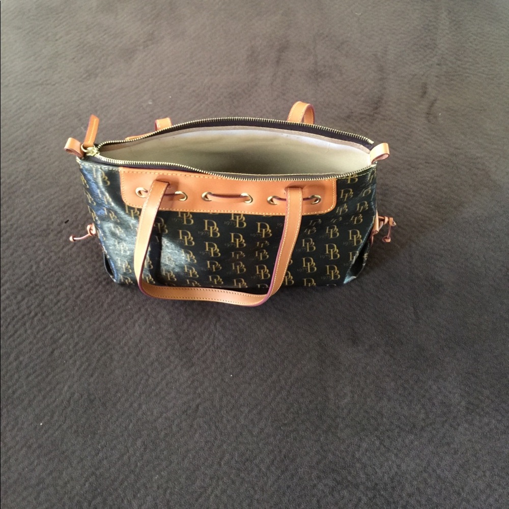 Handbag