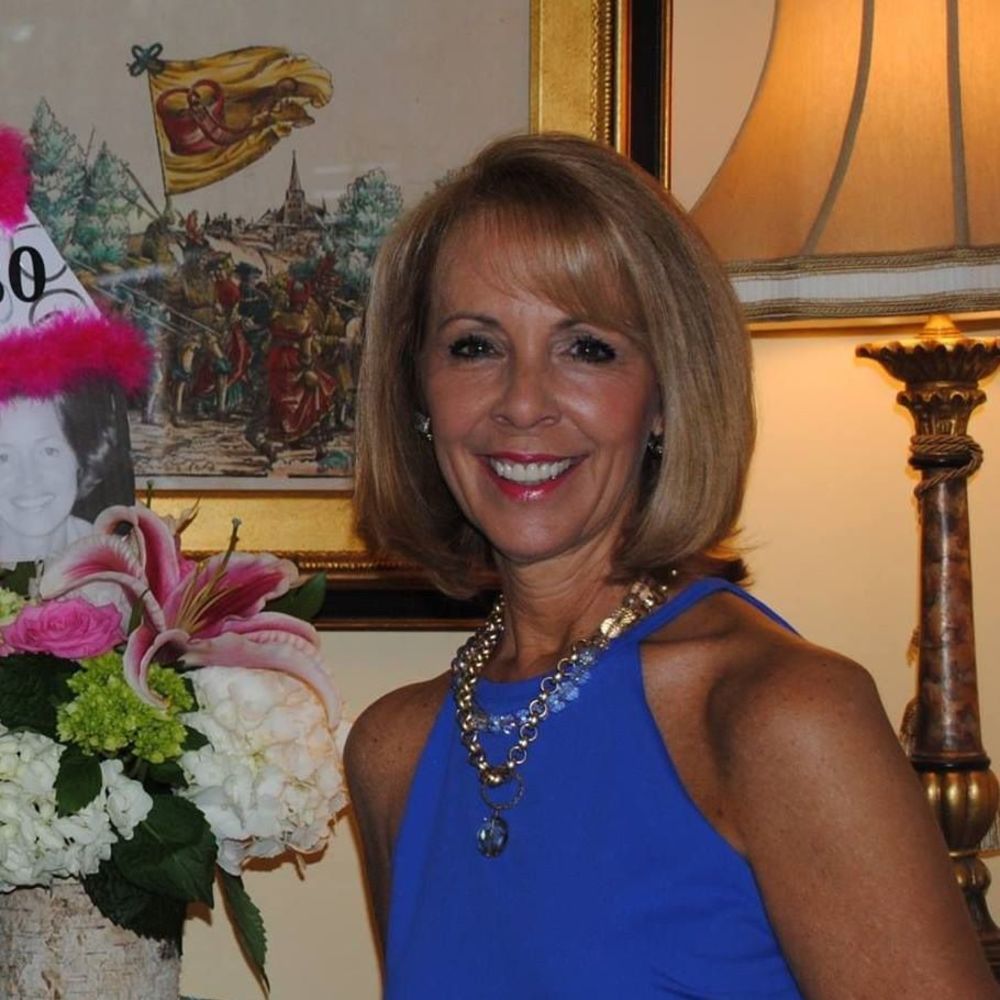 Meet your Posher, Fay