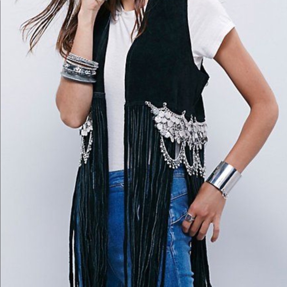 Understated 100% leather fringe free people vest