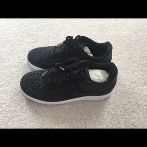Nike Air Force 1 Flyknit Low Size 7