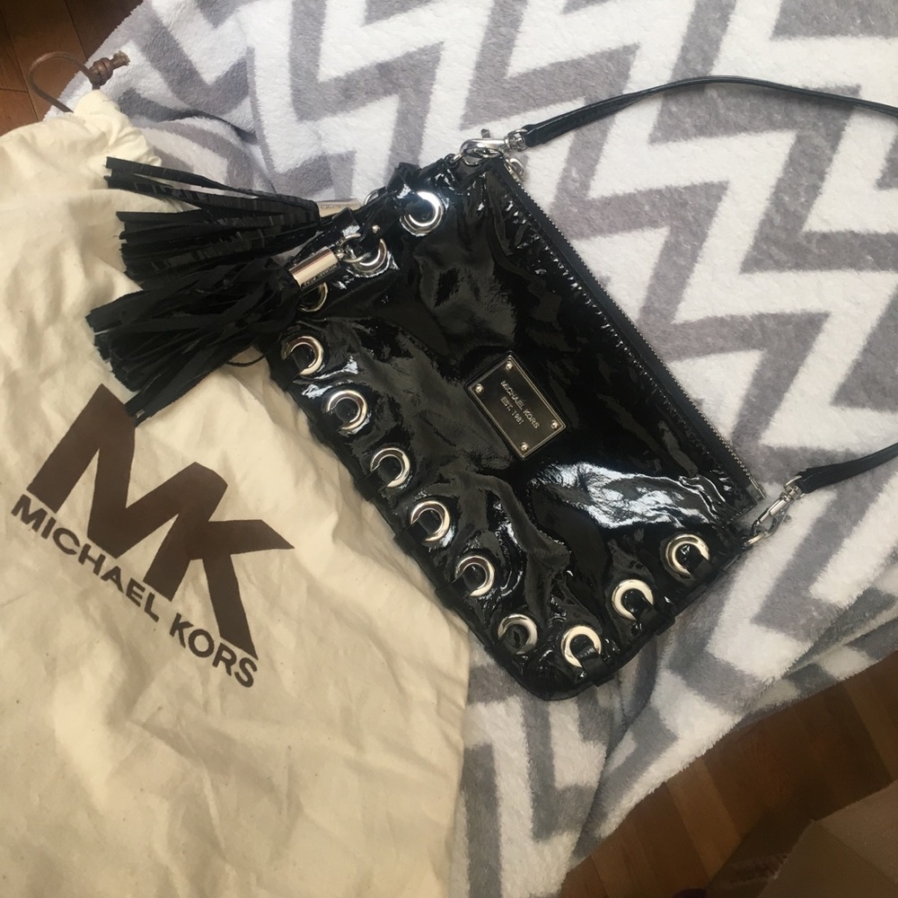 MICHAEL KORS Black Patent Leather Handbag