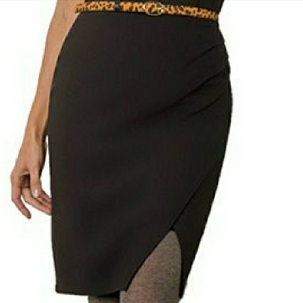 Ruby Ribbon Skirt with built in shape wear S