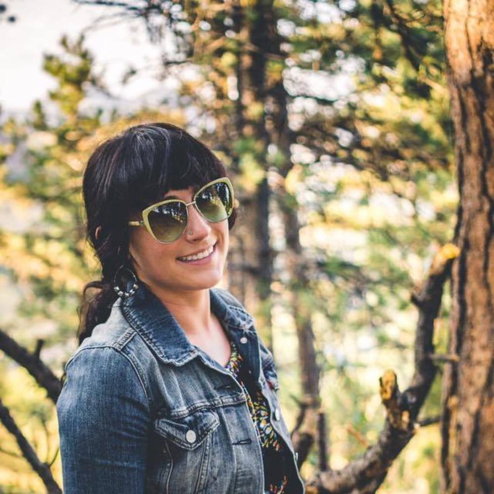 Meet your Posher, Emily