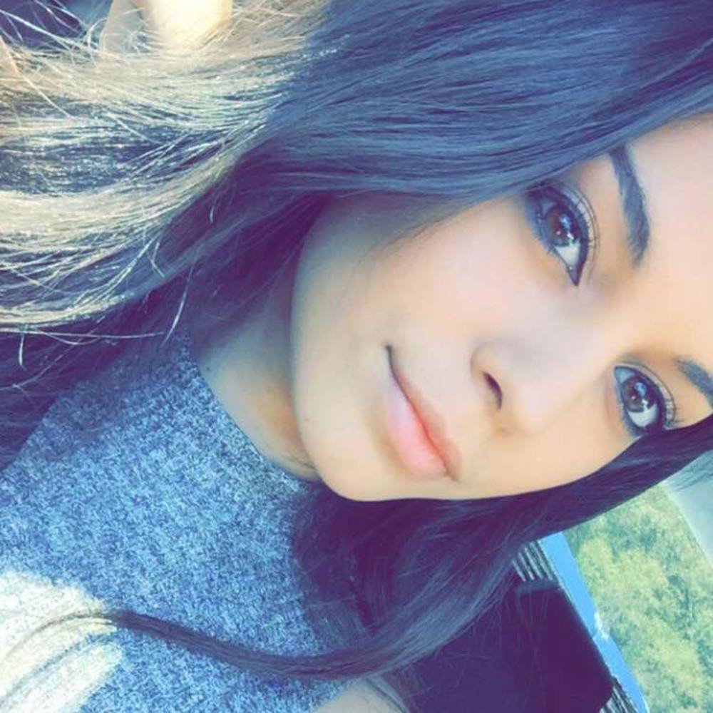 Meet your Posher, Nickie