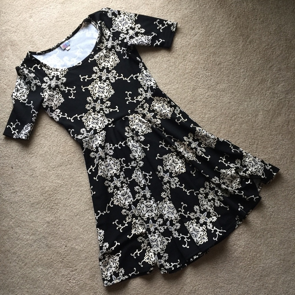 EUC LuLaRoe Elegant Nicole XL