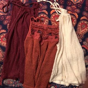 *SOLD!* 3cute tops!