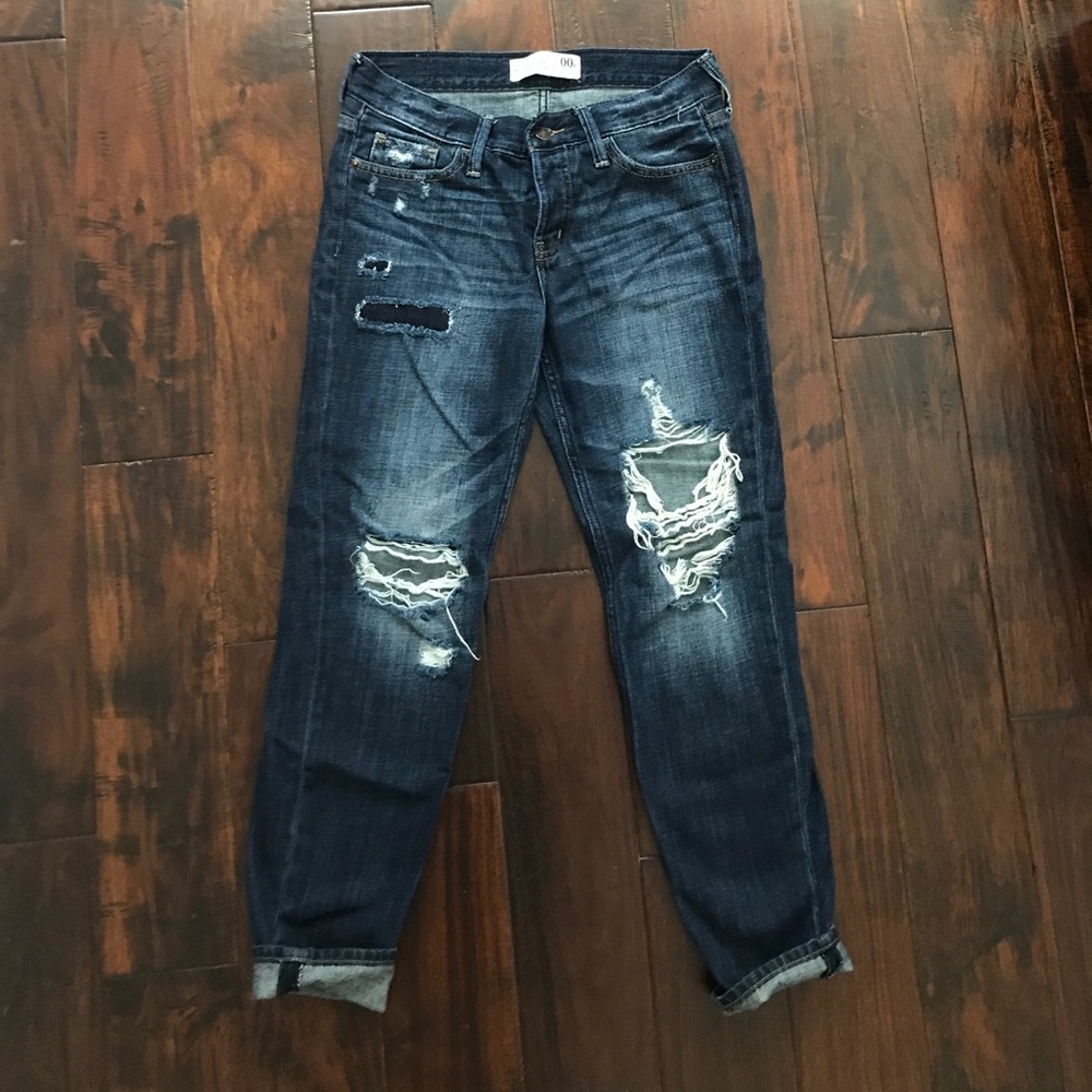 Abercrombie and Fitch - boyfriend jeans