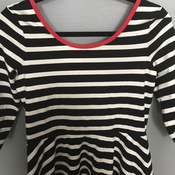 Express 3/4 Sleeve Striped Dress - Picture 4 of 6