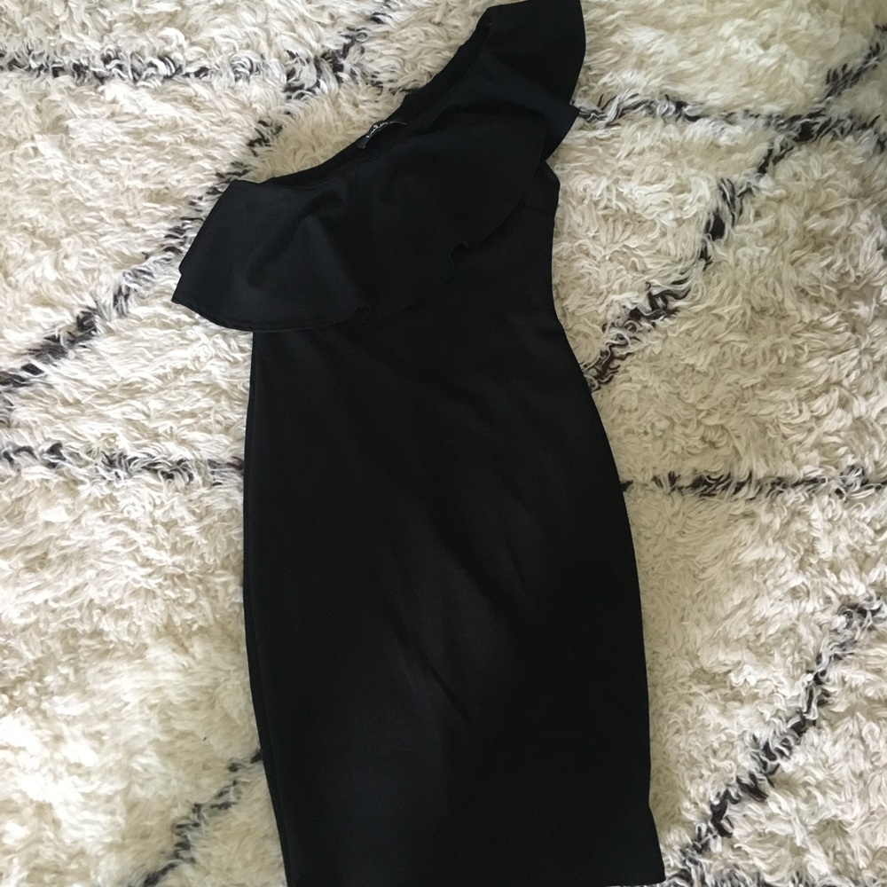 Lulu's bodycon one shoulder dress
