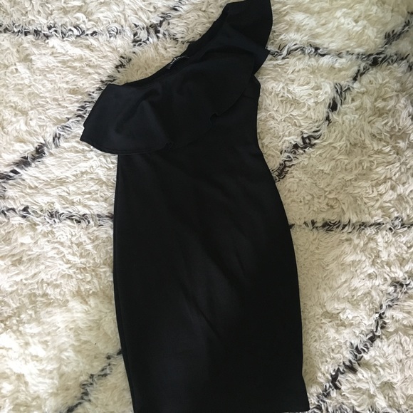 Lulu's bodycon one shoulder dress - Picture 1 of 5