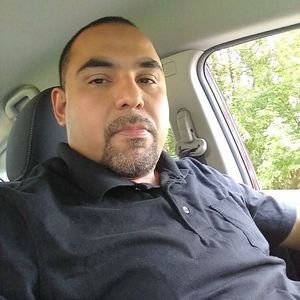 Meet your Posher, Luis