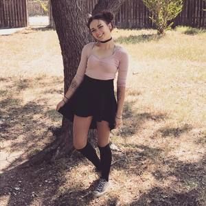 Meet your Posher, Makala