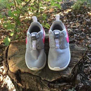 Child's size 9 Nike slip-on shoes