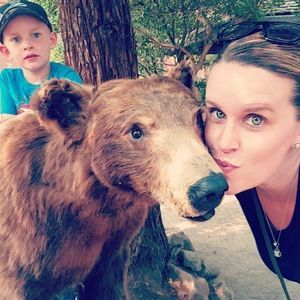 Meet your Posher, Traci