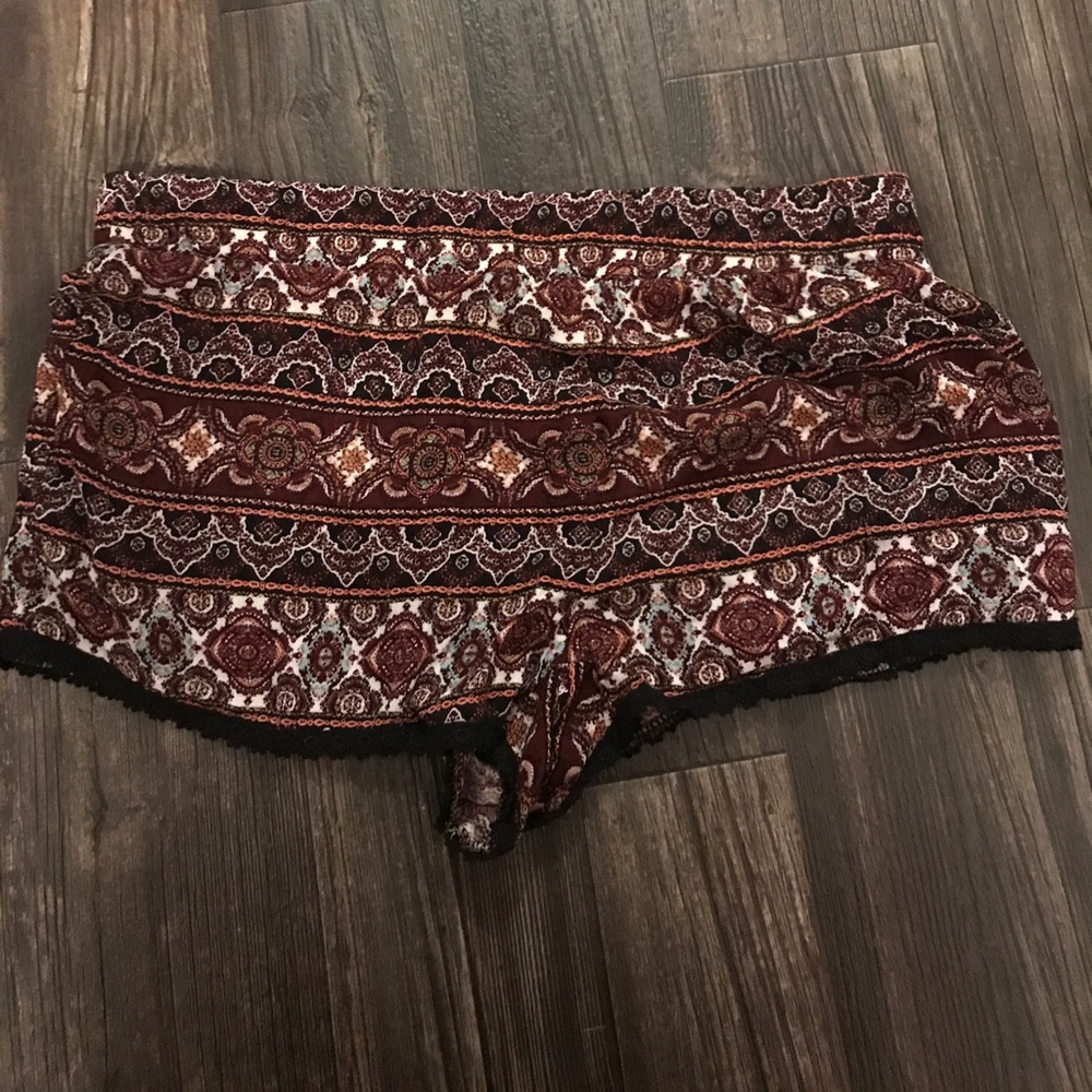 Cute shorts never worn took tags off