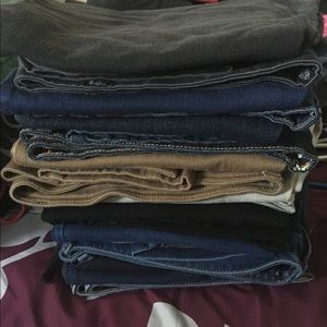 All bottoms BUNDLE sizes vary 18-20 and 2x-3x