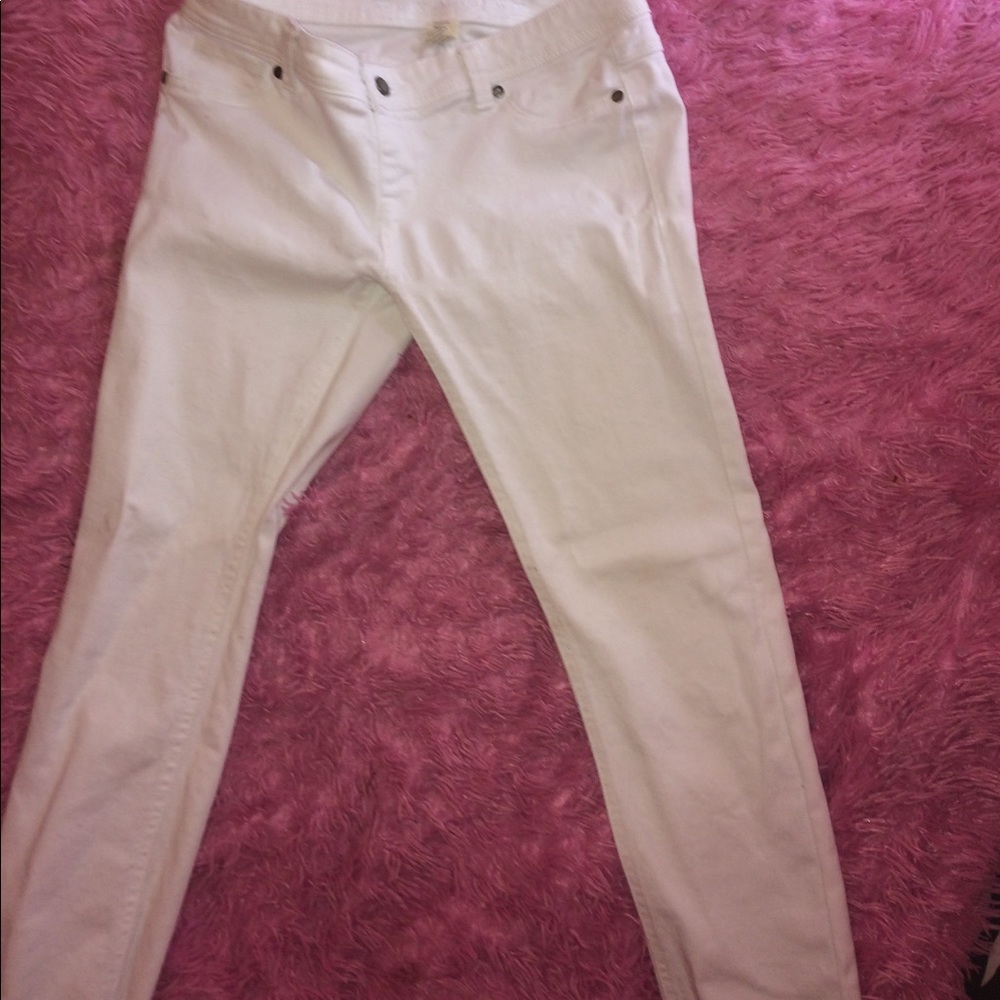 ONE DAY CLEAR OUT! White Skinny Jeans