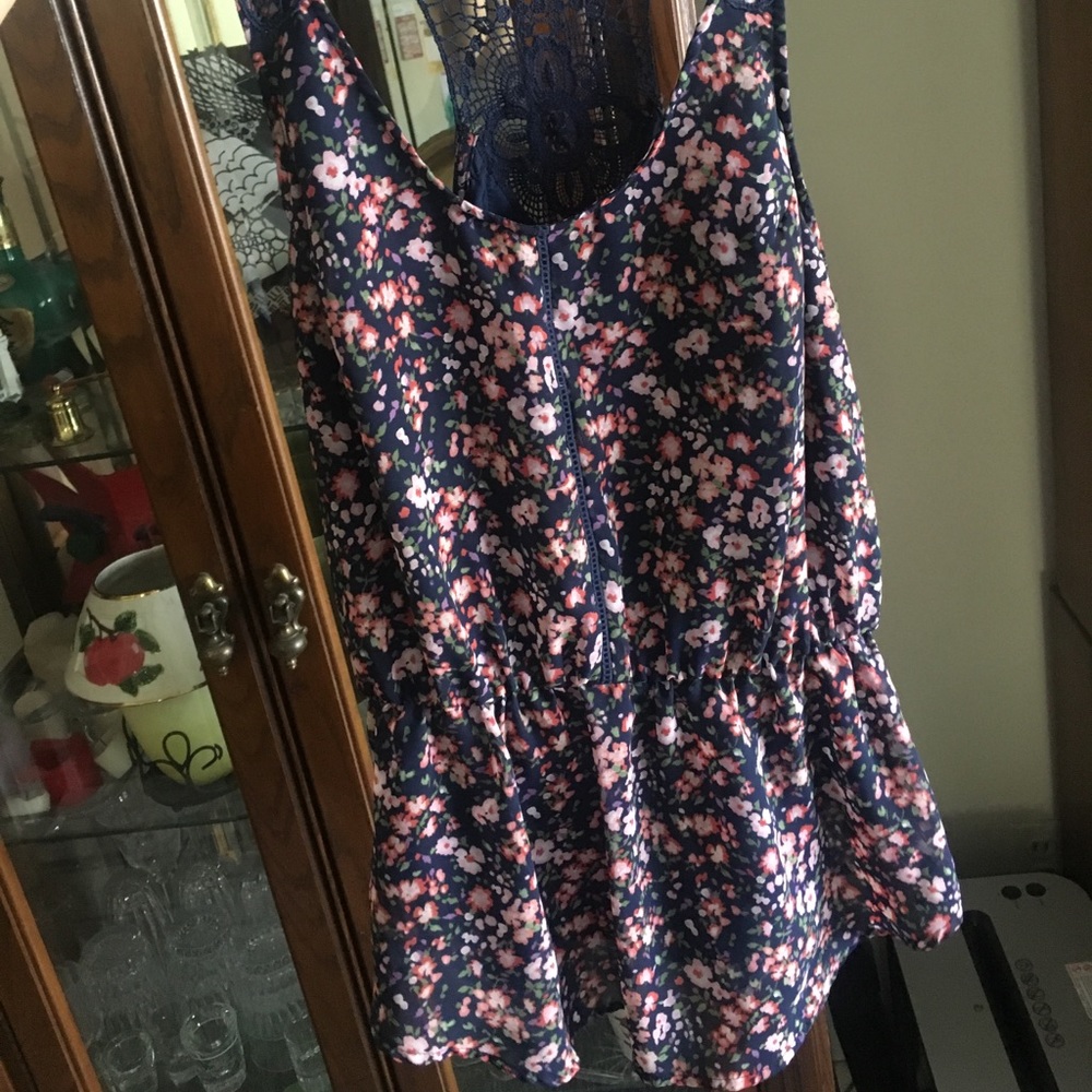 Lauren Conrad laced back tank top