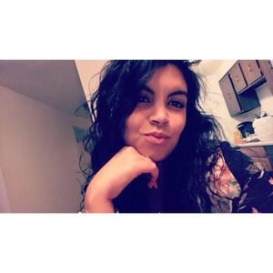 Meet your Posher, Chelsie