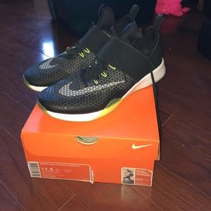 Nike Air Zoom Strong