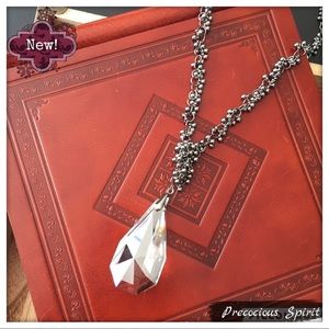Large crystal gem drop silver tone long necklace Large crystal gem drop silver tone long necklace