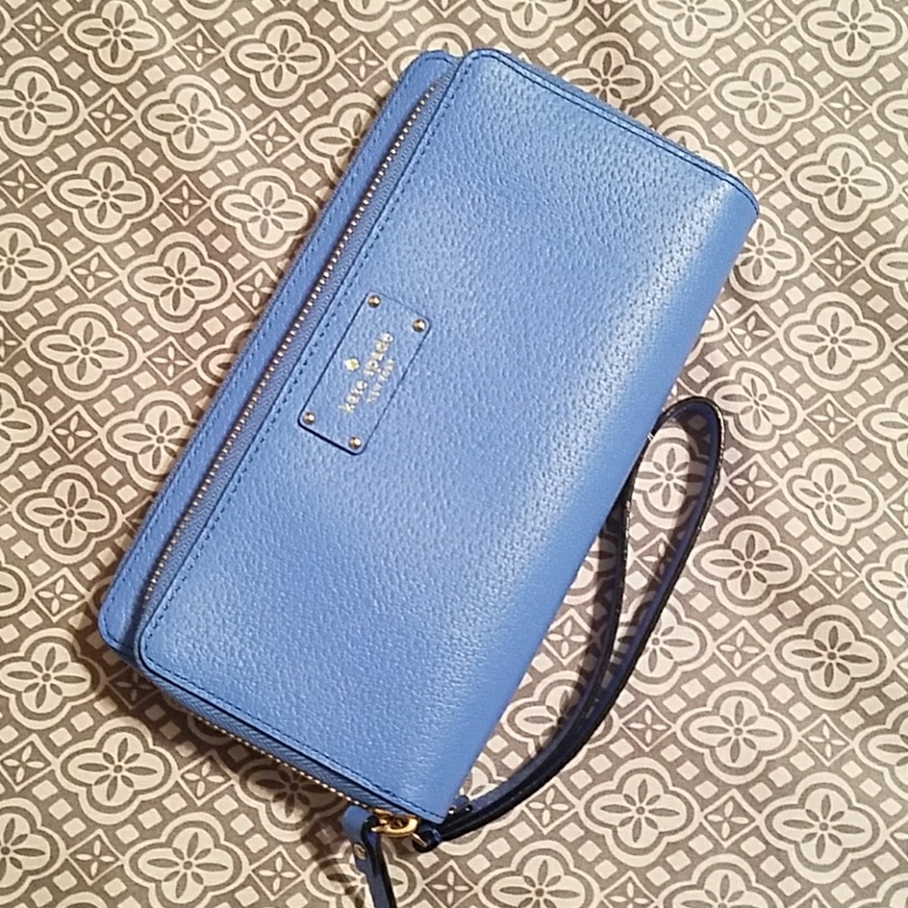 Kate spade wristlet
