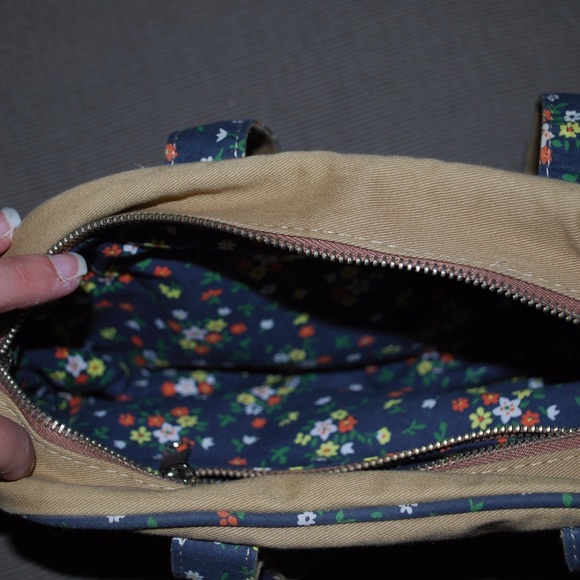 EUC Roxy Purse - Picture 3 of 3