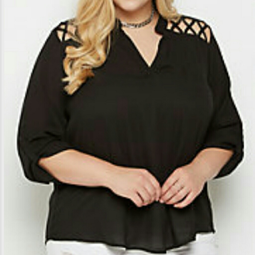 NWT Trendy Strappy Shoulder Blouse - Picture 1 of 1