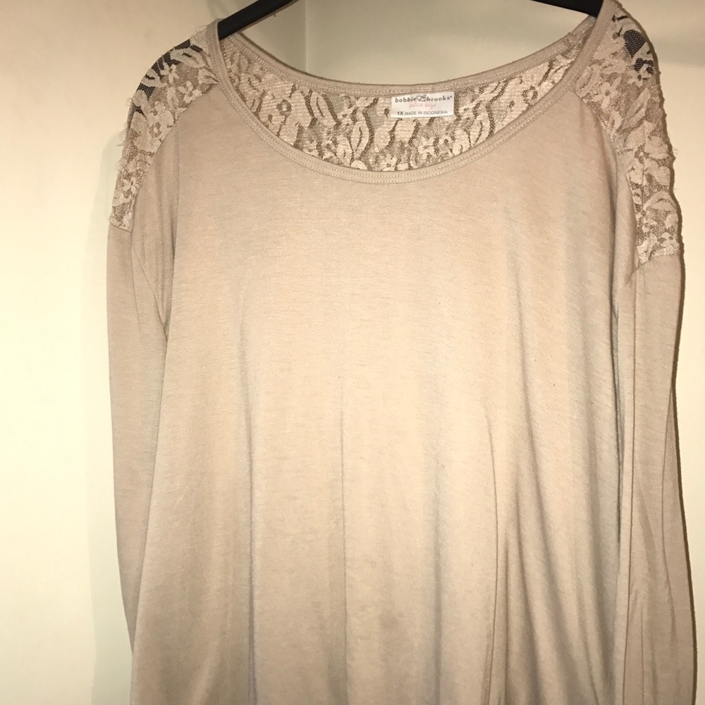 5/$251x lace shoulder tan tan tunic/tee