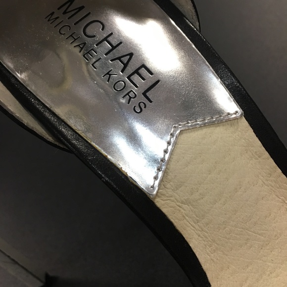 🔥MICHAEL KORS HEELS - Picture 6 of 6