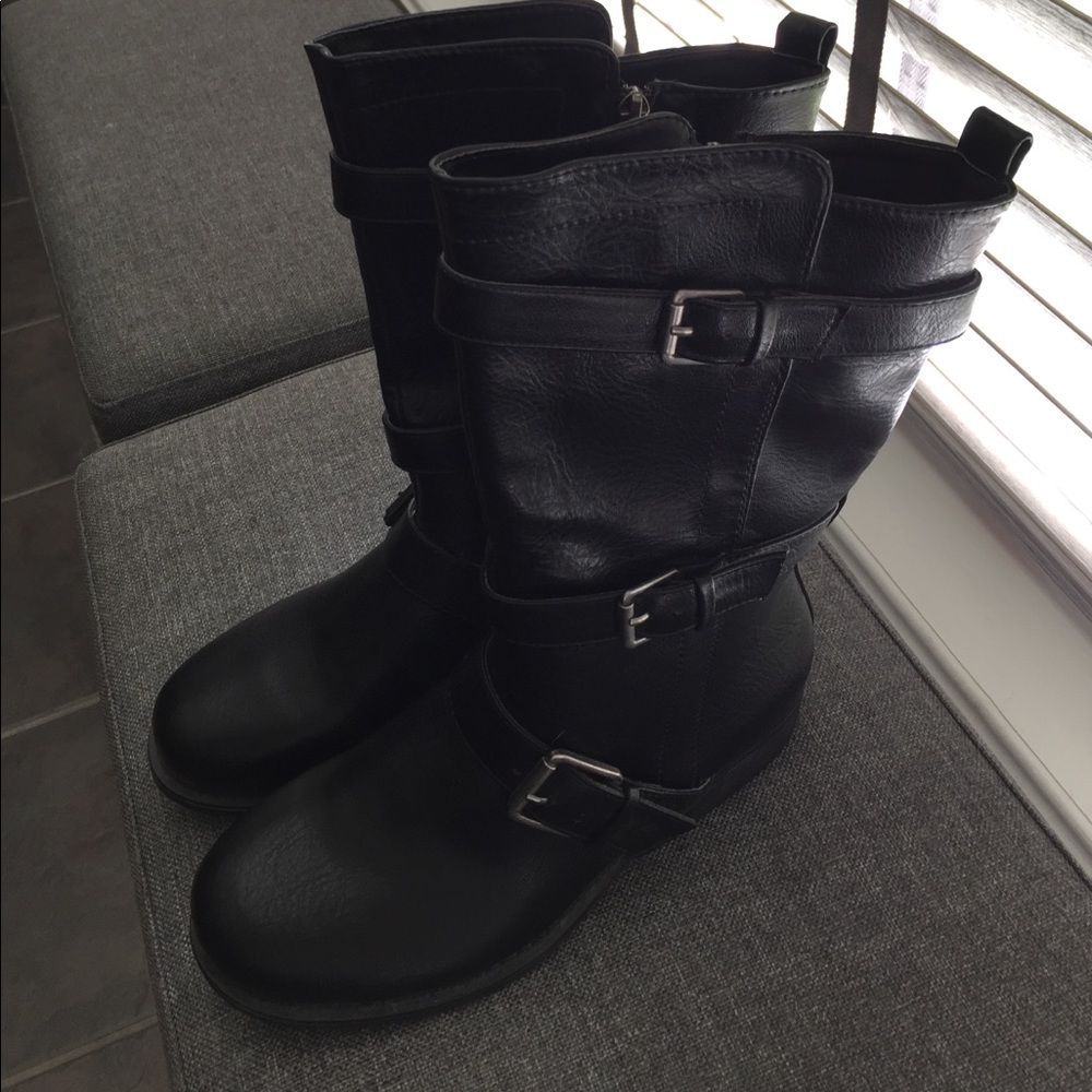 Moto Boots