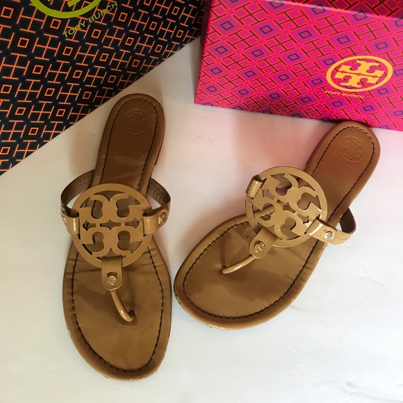 Tory Burch Shoes - SALE💕Tory Burch Patent Tan Sandals 💕Size 11