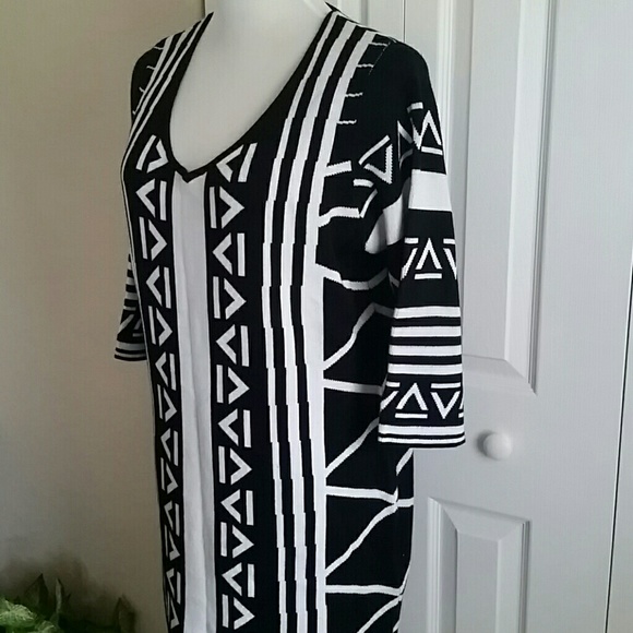 Derek💟heart dress - Picture 2 of 5