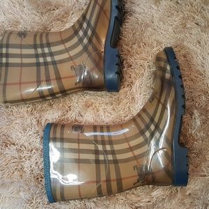 Burberry rain boots