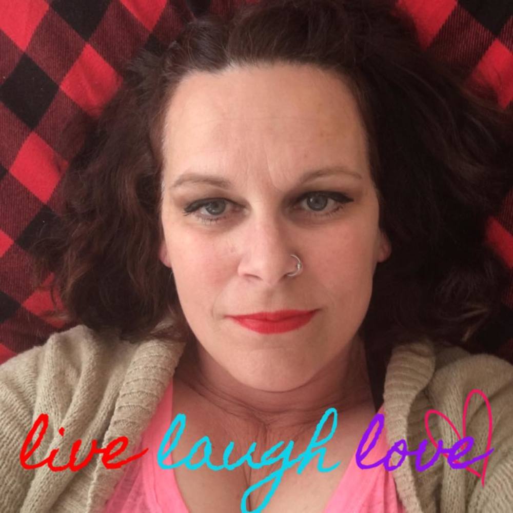 Meet your Posher, Dena