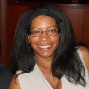 Meet your Posher, Dominique