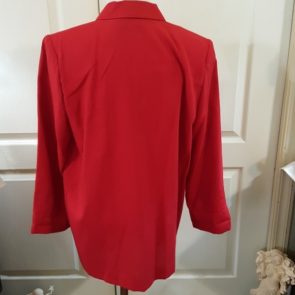 Sag Harbor Red Blazer. Size 10 Petite. - Picture 4 of 8