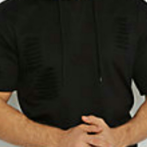 NWT Slashed Short Sleeve Hoodie sz Medium - Picture 2 of 2