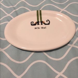 Rae Dunn Halloween plate