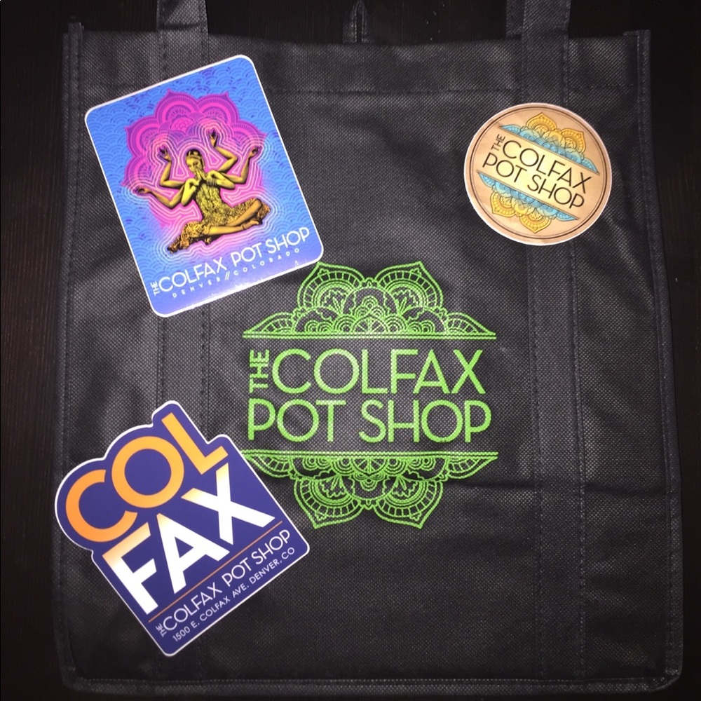 Souvenir Pot Shop Bag & Stickers 😝