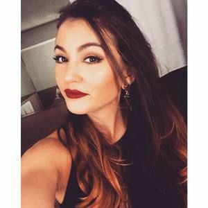 Meet your Posher, Edna