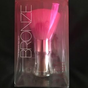 Victoria’s Secret Instant Bronzing Shimmer Powder