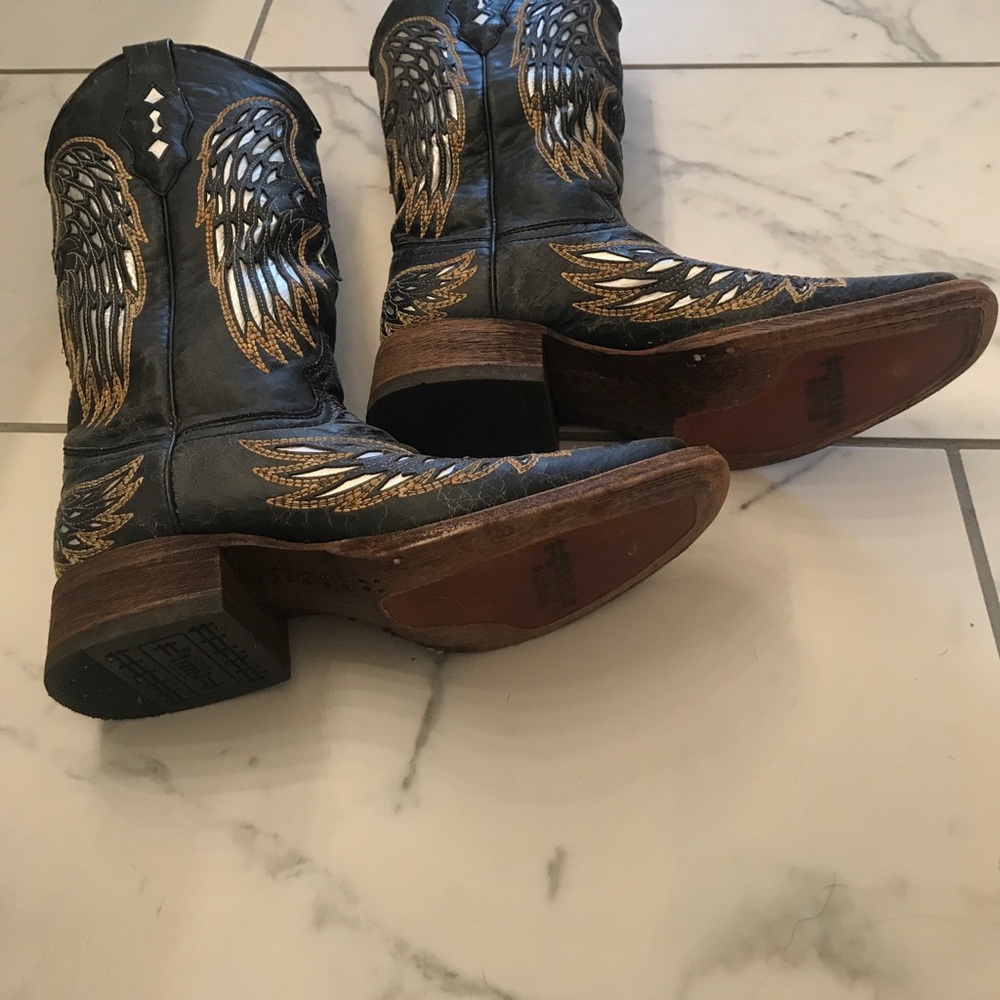 Corral Boots - Picture 4 of 4