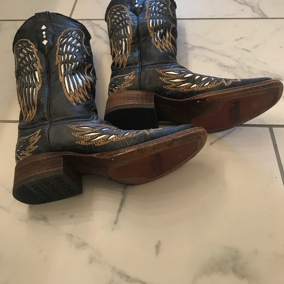 Corral Boots - Picture 4 of 4