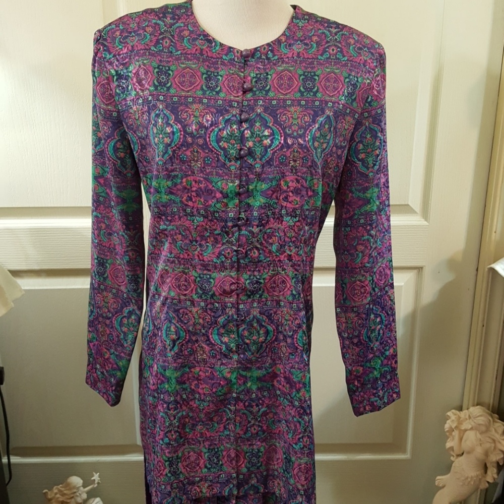"Schrader" Silky Dress. Beautiful! Size 12. - Picture 2 of 8
