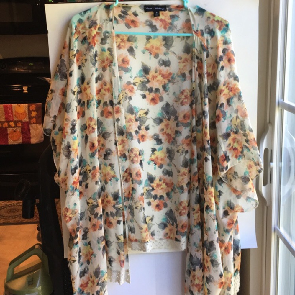 Floral kimono